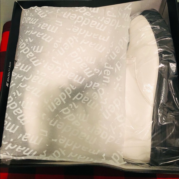 NIB Steve Madden NYC Combat Boots - Picture 10 of 10